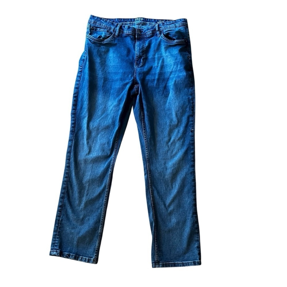 IZOD Men’s Jeans 38 x 32 Relaxed Fit Medium Wash Zipper Button Cotton Spandex